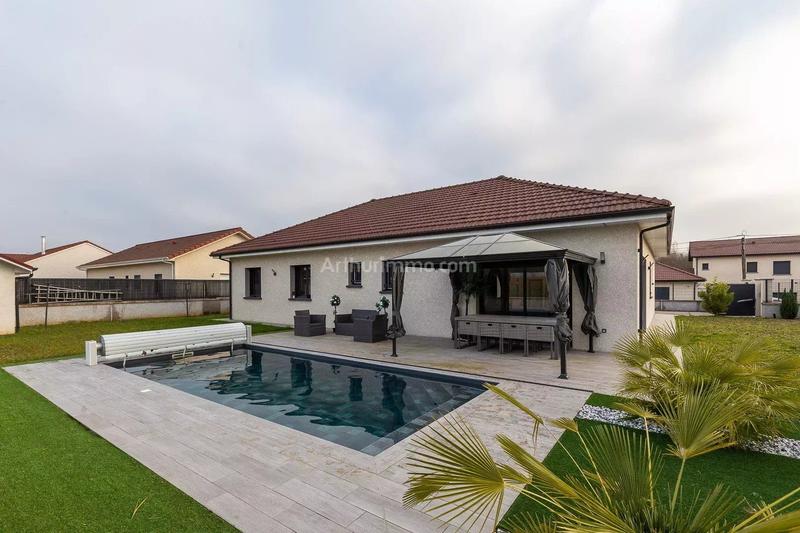 Maison - 127 m² - 5 pièces