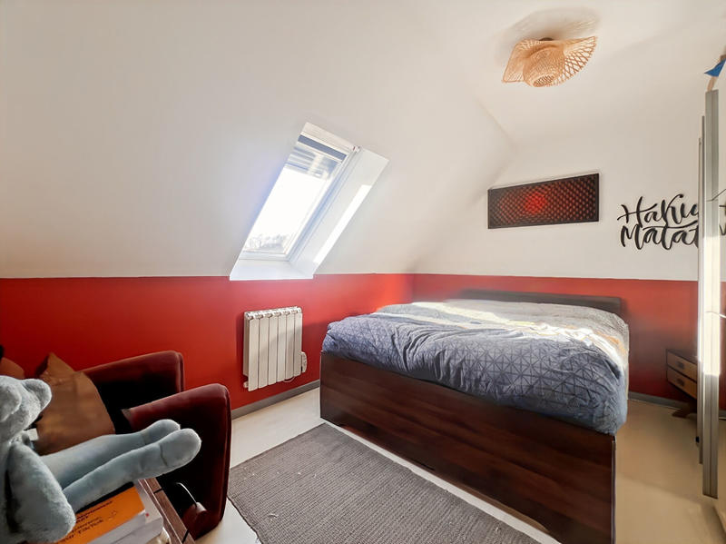 Maison - 95 m² - 5 pièces