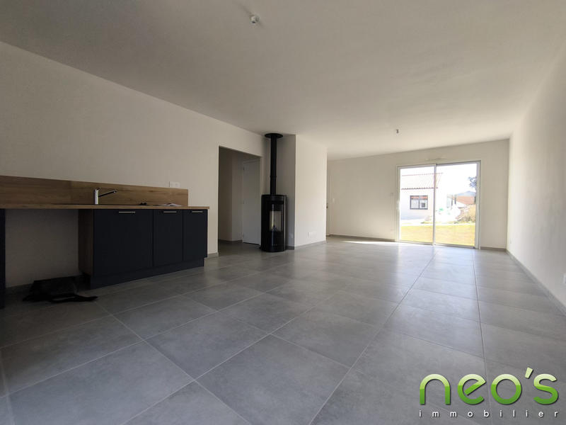 Maison traditionnelle - 82 m² - 4 pièces