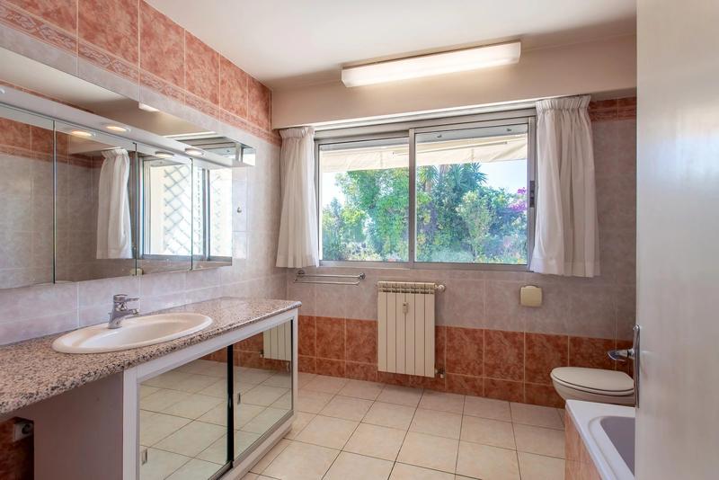 Appartement - 144 m² - 4 pièces