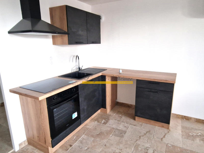 Appartement - 85 m² - 3 pièces