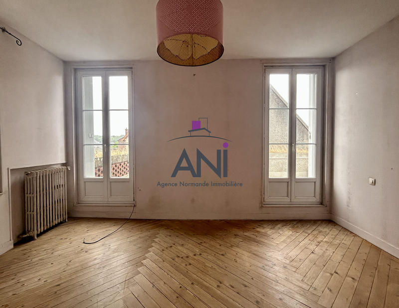 Maison - 270 m² - 11 pièces