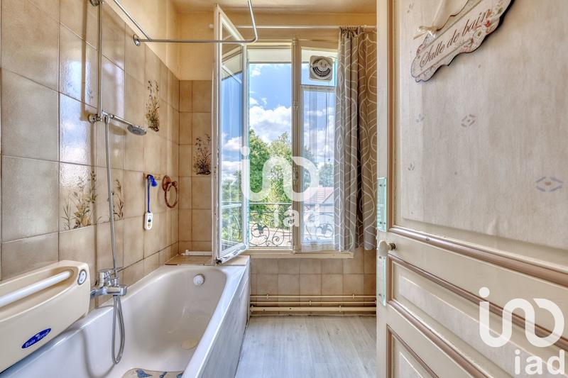 Maison - 101 m² - 6 pièces