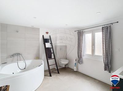 Maison chambre d'hôtes - 151 m² - 7 pièces