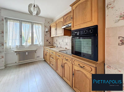 Appartement - 75 m² - 3 pièces