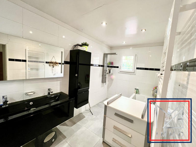 Villa - 146 m² - 5 pièces