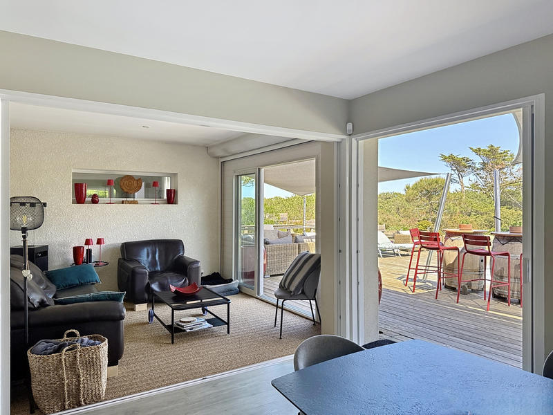 Villa - 208 m² - 9 pièces