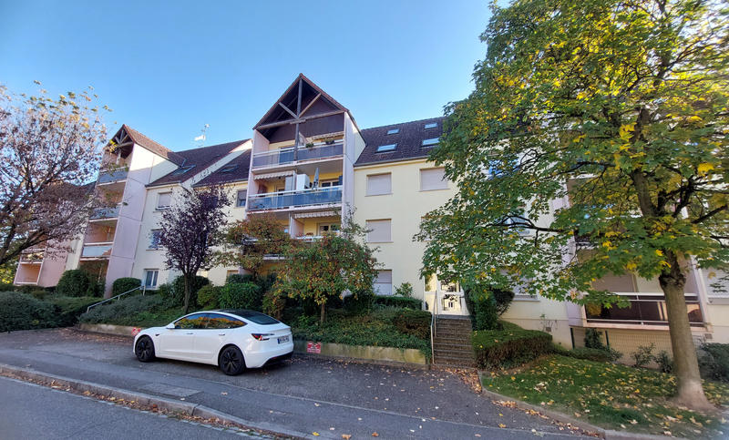 Appartement - 77 m² - 3 pièces