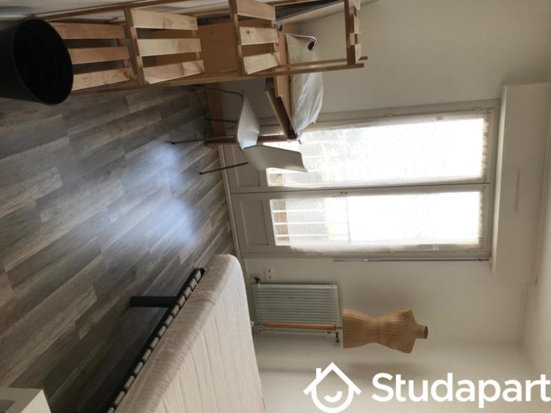 Chambre - 11 m² - 1 pièce