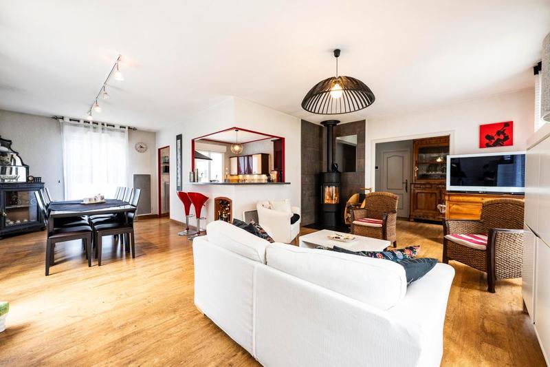 Maison - 110 m² - 3 pièces