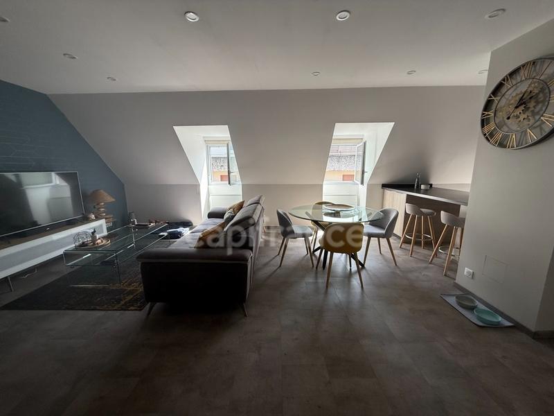 Appartement - 75 m² - 3 pièces