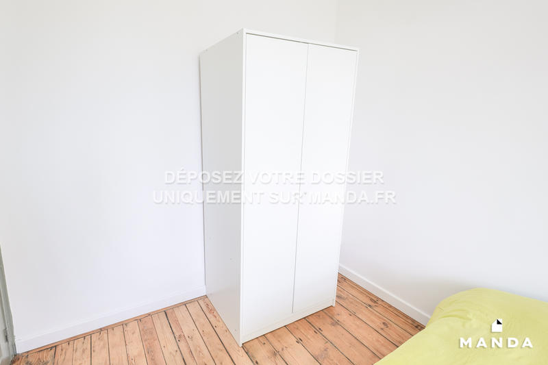 Chambre - 10 m² - 5 pièces