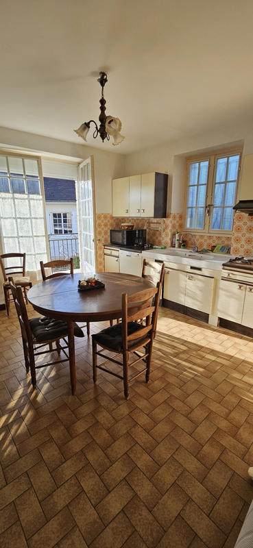 Maison - 178 m² - 7 pièces