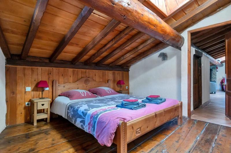 Maison chambre d'hôtes - 438 m² - 12 pièces