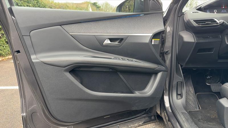 Peugeot 3008 II 1.2 PureTech 130 Eat8 Gt-Line