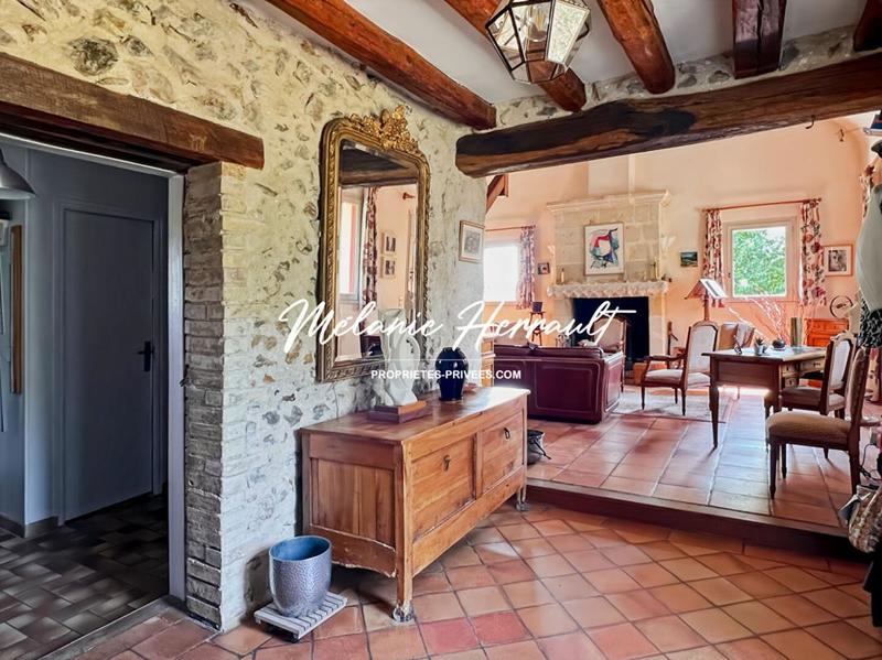 Maison - 200 m² - 8 pièces