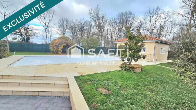 Maison - 236 m² - 8 pièces