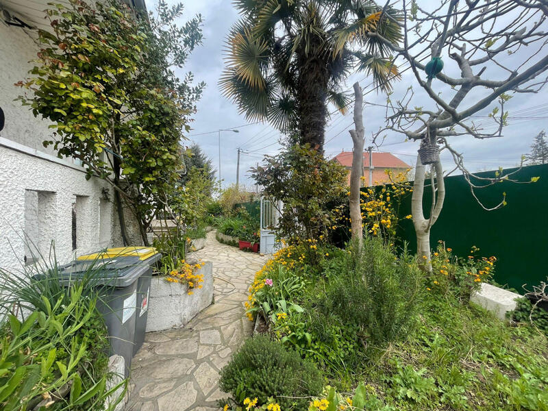 Maison - 159 m² - 7 pièces