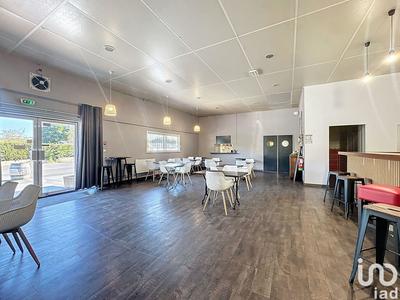 Local commercial - 200 m²