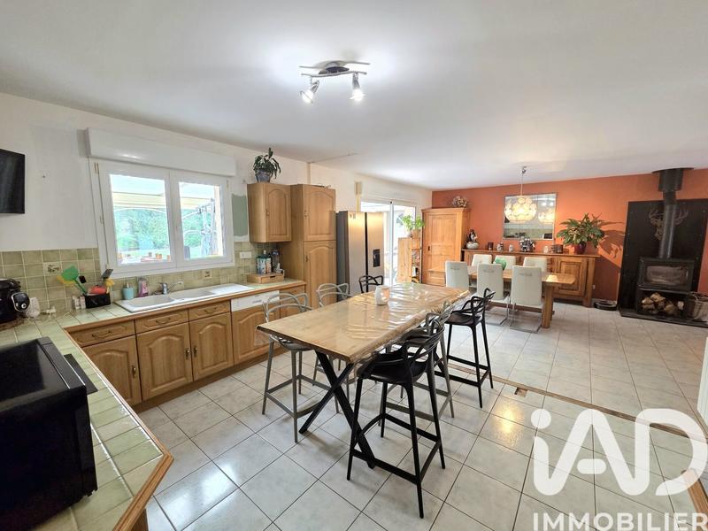 Maison - 163 m² - 7 pièces