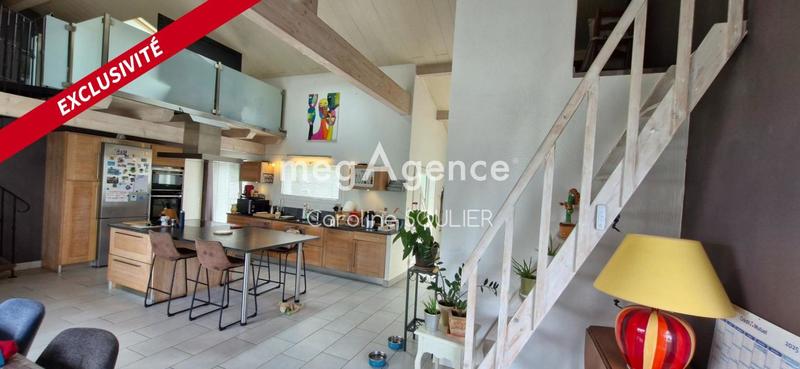 Maison - 142 m² - 5 pièces
