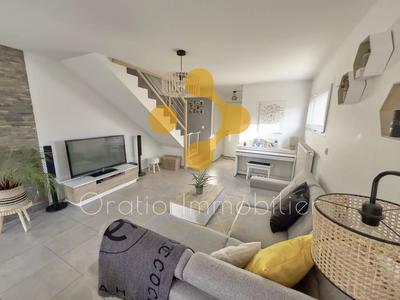 Maison - 104 m² - 5 pièces