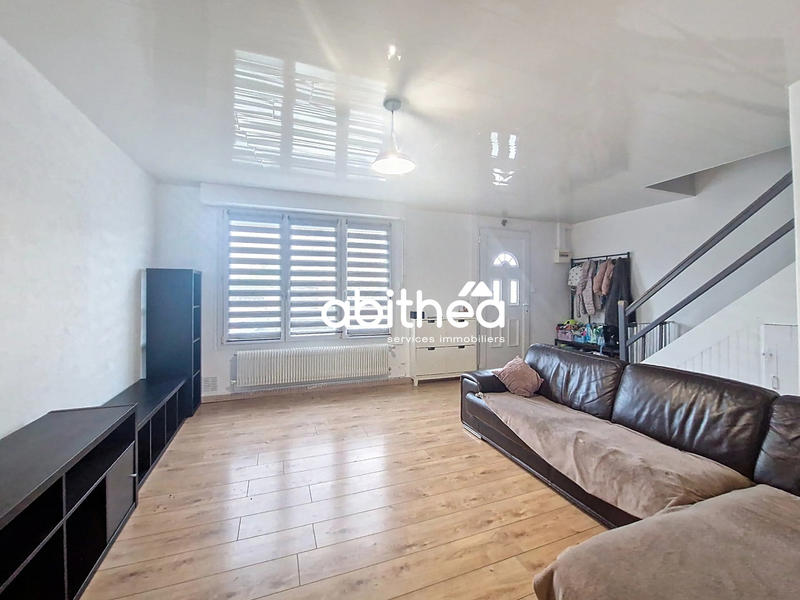 Maison - 102 m² - 4 pièces