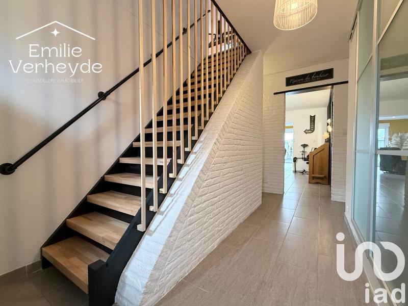 Maison - 213 m² - 7 pièces