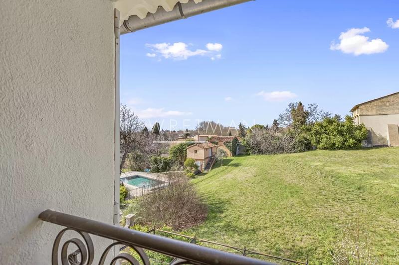 Bastide - 433 m² - 14 pièces