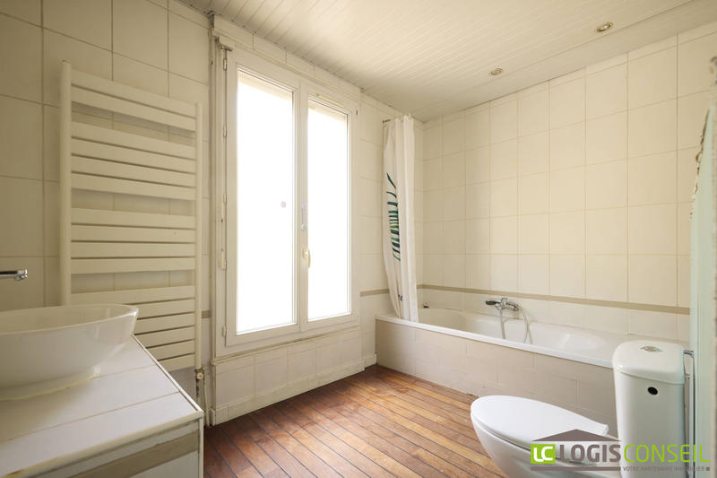 Maison traditionnelle - 128 m² - 8 pièces