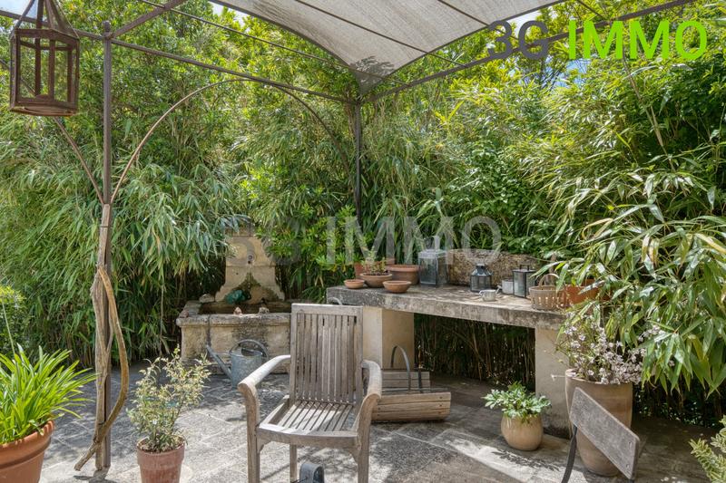 Villa - 180 m² - 8 pièces