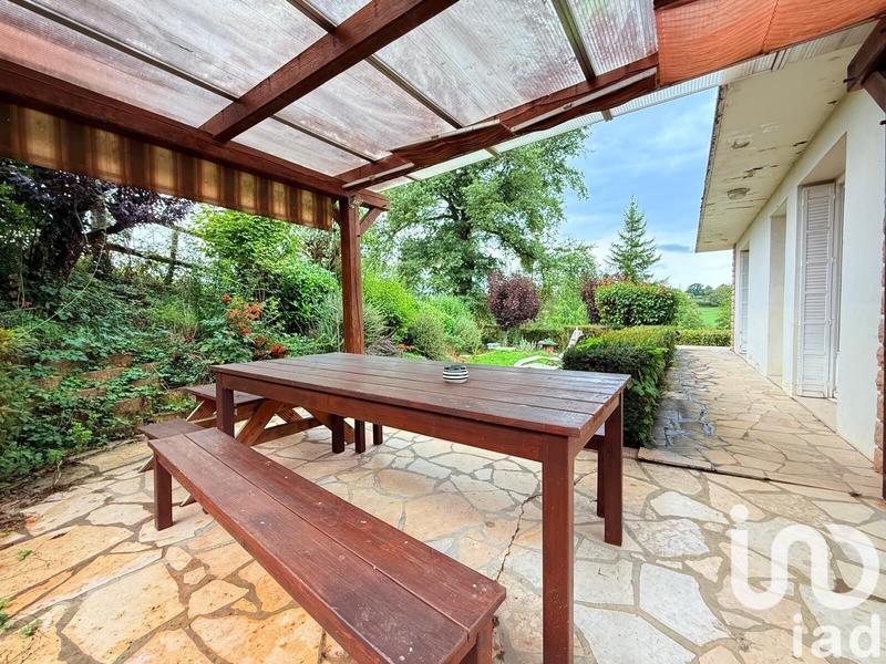 Maison - 141 m² - 8 pièces