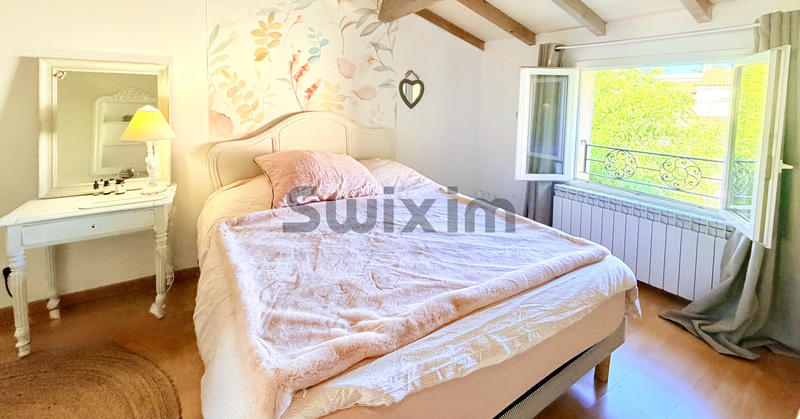 Maison - 137 m² - 4 pièces