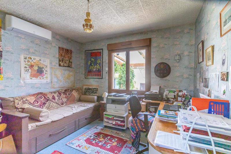 Maison - 200 m² - 8 pièces