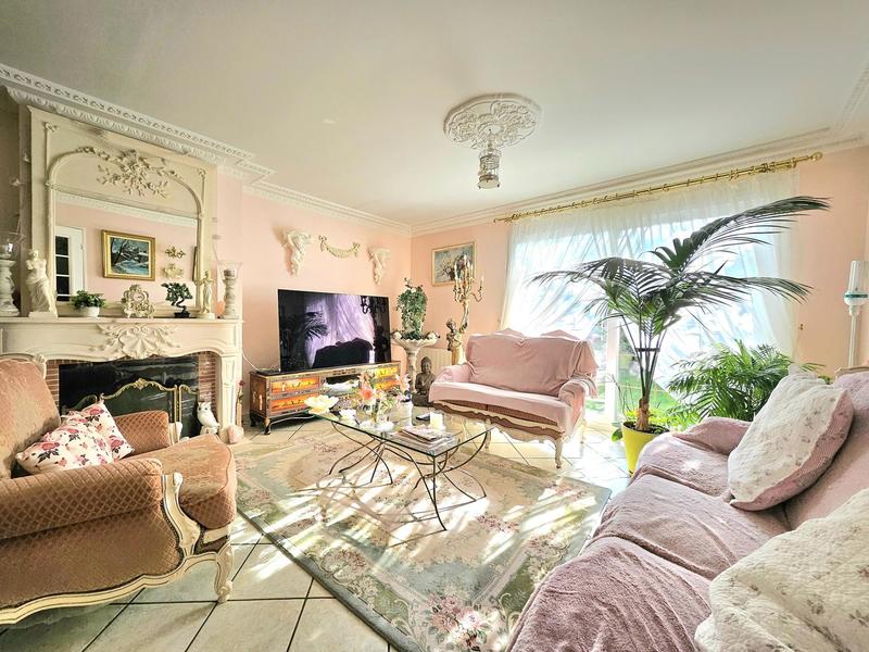 Maison - 160 m² - 7 pièces