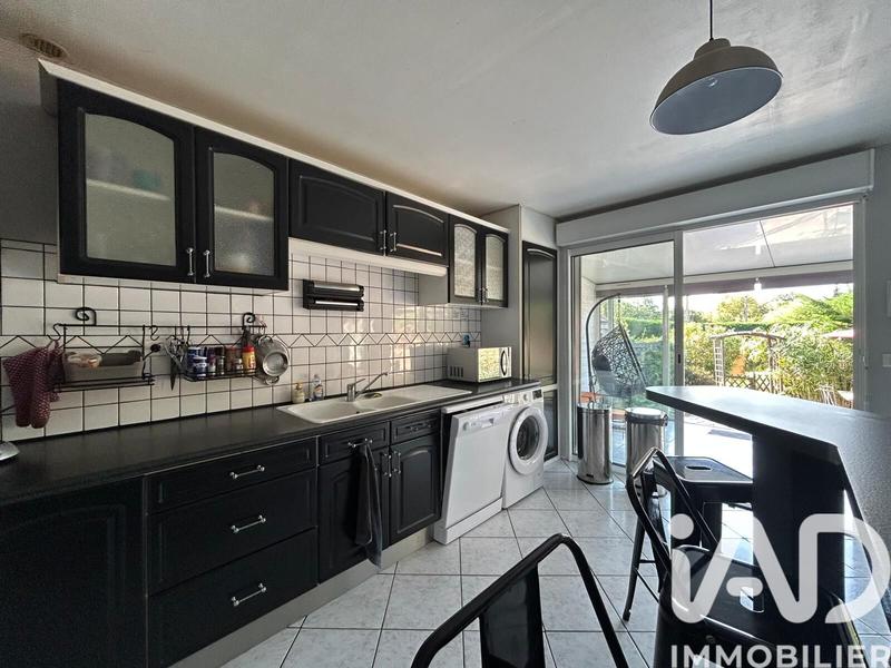 Maison - 95 m² - 5 pièces