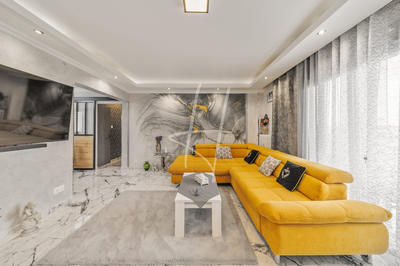 Appartement - 86 m² - 5 pièces