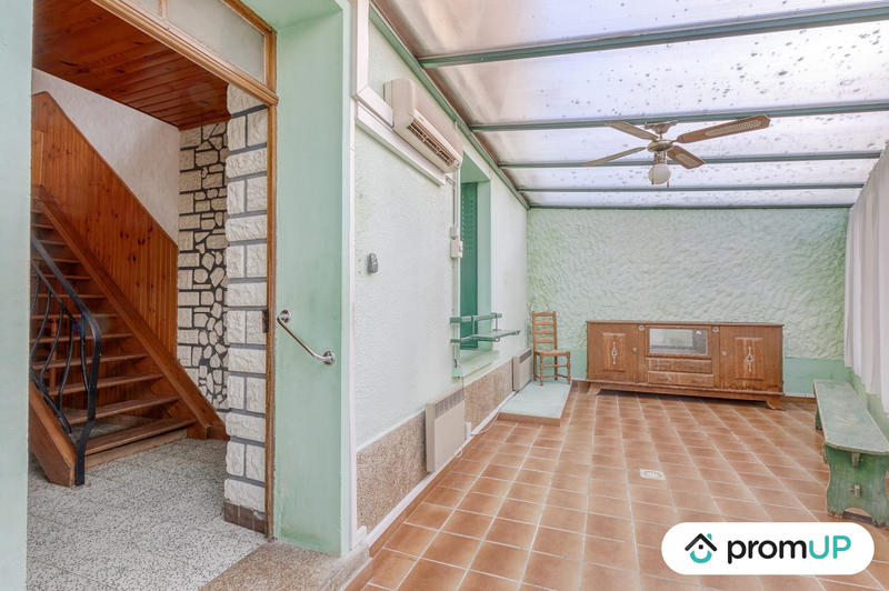 Maison - 225 m² - 1 pièce