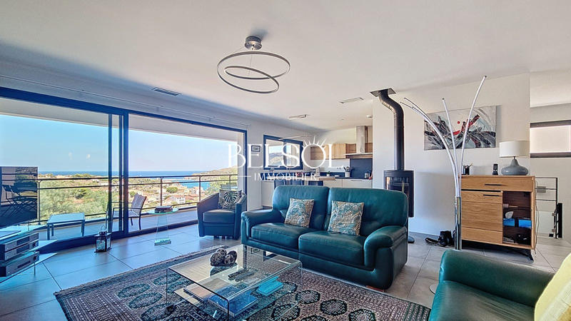 Maison contemporaine - 160 m² - 4 pièces