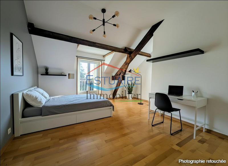 Maison ancienne - 195 m² - 8 pièces