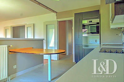 Appartement - 75 m² - 3 pièces