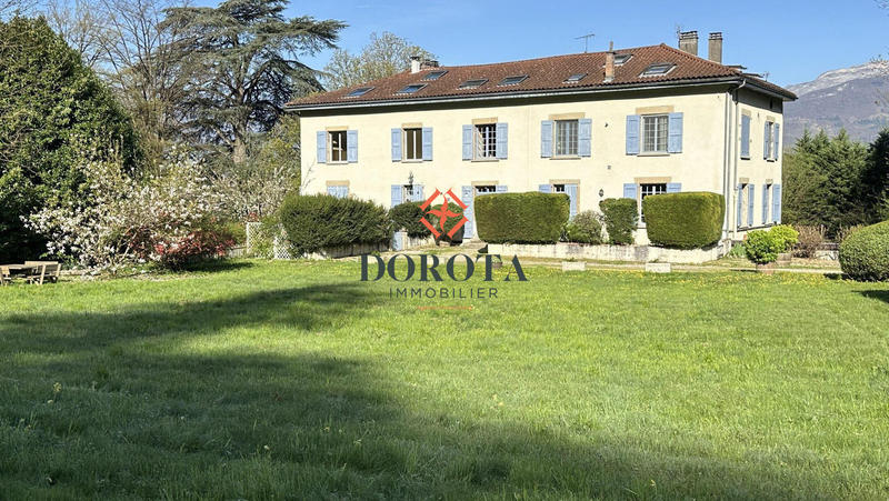 Appartement - 136 m² - 4 pièces