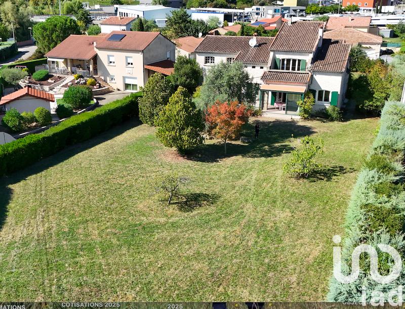 Maison - 133 m² - 8 pièces