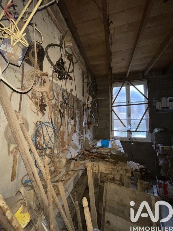 Maison - 223 m² - 1 pièce