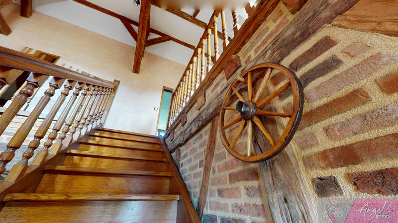 Propriété - 226 m² - 8 pièces