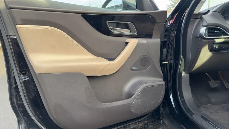 Jaguar F-Pace 2.0 d 240 Awd Bva8 Prestige