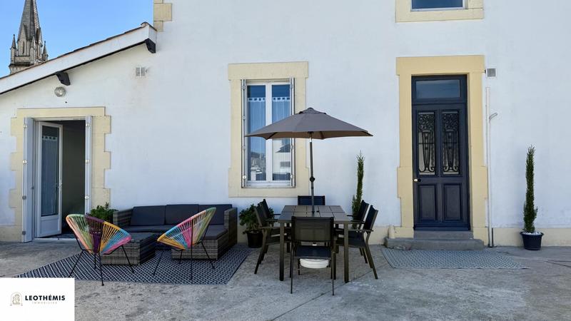 Maison - 93 m² - 4 pièces