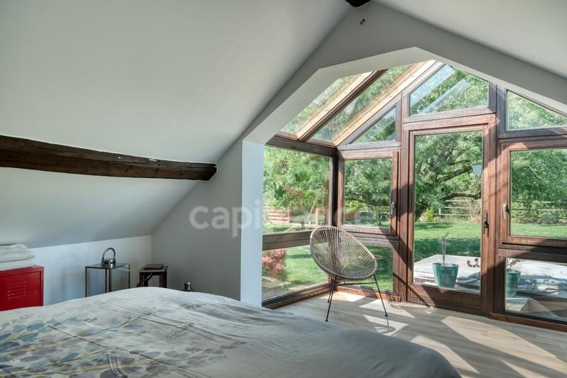 Maison - 215 m² - 9 pièces