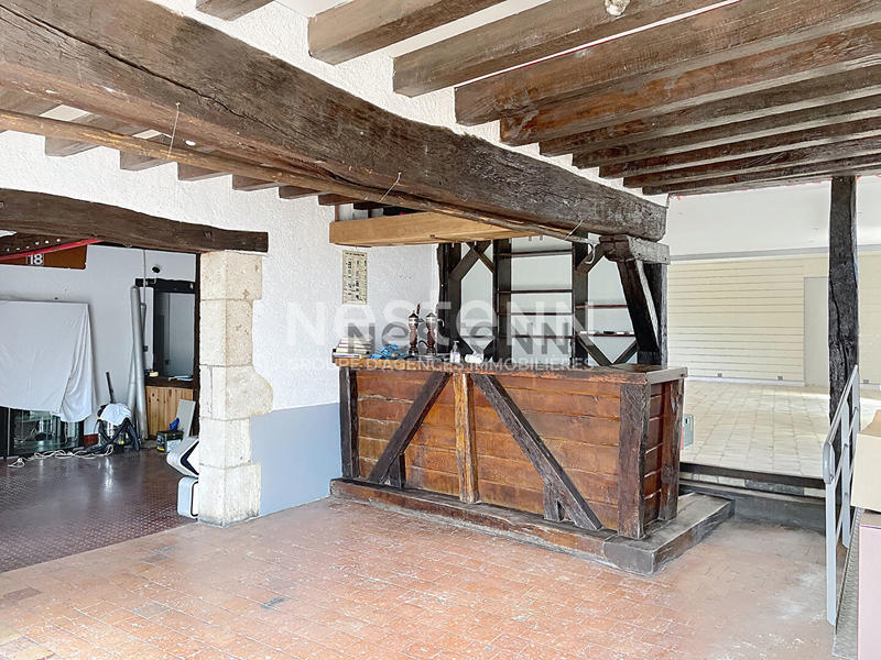 Maison - 211 m² - 5 pièces