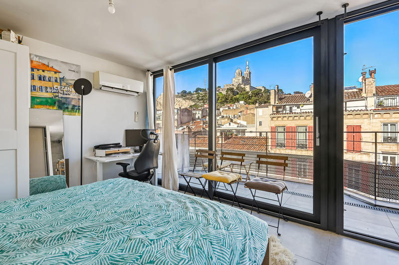 Duplex - 114 m² - 5 pièces